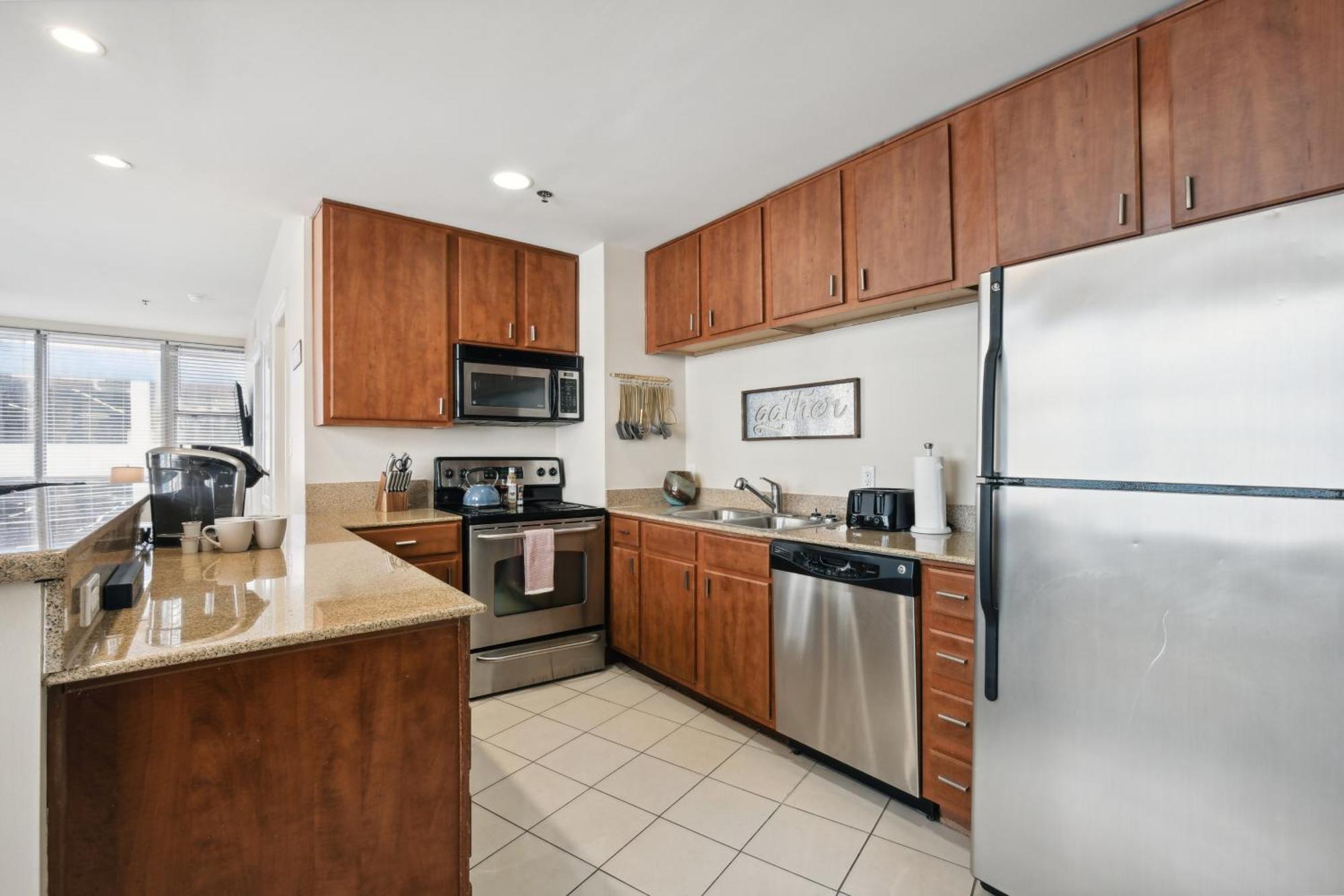 Amazing Condos Beautiful View 2 Blocks To French Quarter, Small Rooftop Pool, Gym, Seanger Theater, Super Dome, And Bourbon St New Orleans Pokoj fotografie
