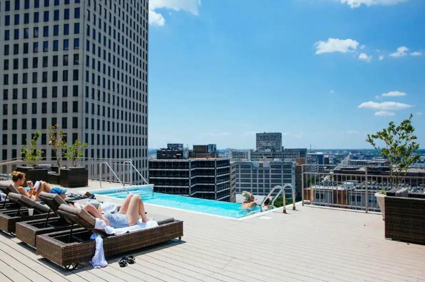 Amazing Condos Beautiful View 2 Blocks To French Quarter, Small Rooftop Pool, Gym, Seanger Theater, Super Dome, And Bourbon St New Orleans Exteriér fotografie