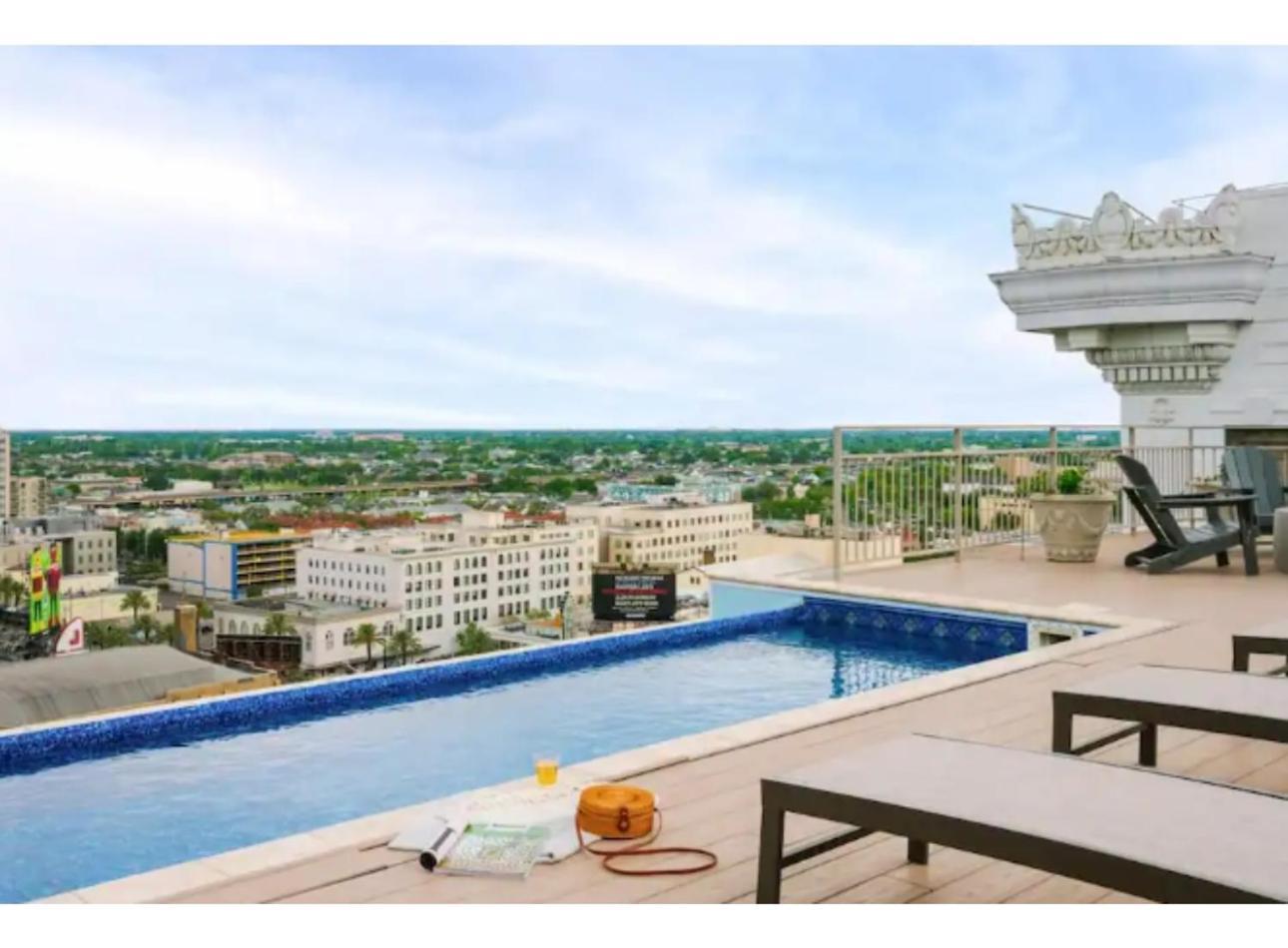 Amazing Condos Beautiful View 2 Blocks To French Quarter, Small Rooftop Pool, Gym, Seanger Theater, Super Dome, And Bourbon St New Orleans Exteriér fotografie