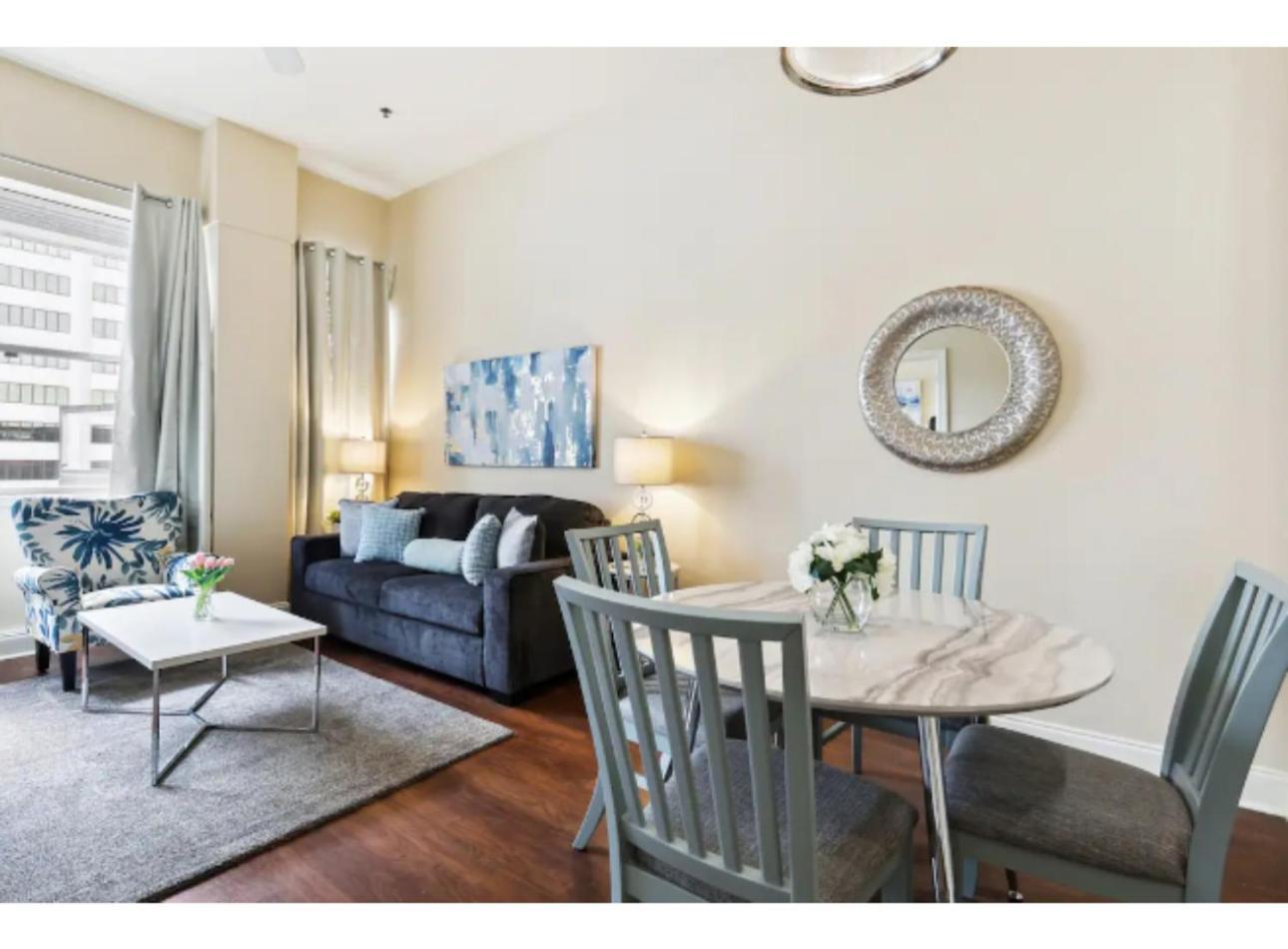 Amazing Condos Beautiful View 2 Blocks To French Quarter, Small Rooftop Pool, Gym, Seanger Theater, Super Dome, And Bourbon St New Orleans Pokoj fotografie