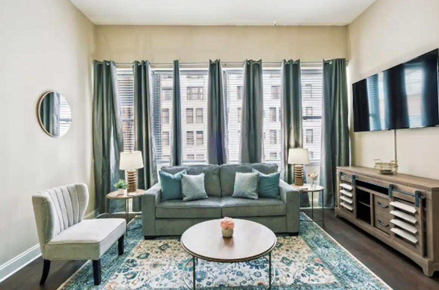Amazing Condos Beautiful View 2 Blocks To French Quarter, Small Rooftop Pool, Gym, Seanger Theater, Super Dome, And Bourbon St New Orleans Pokoj fotografie