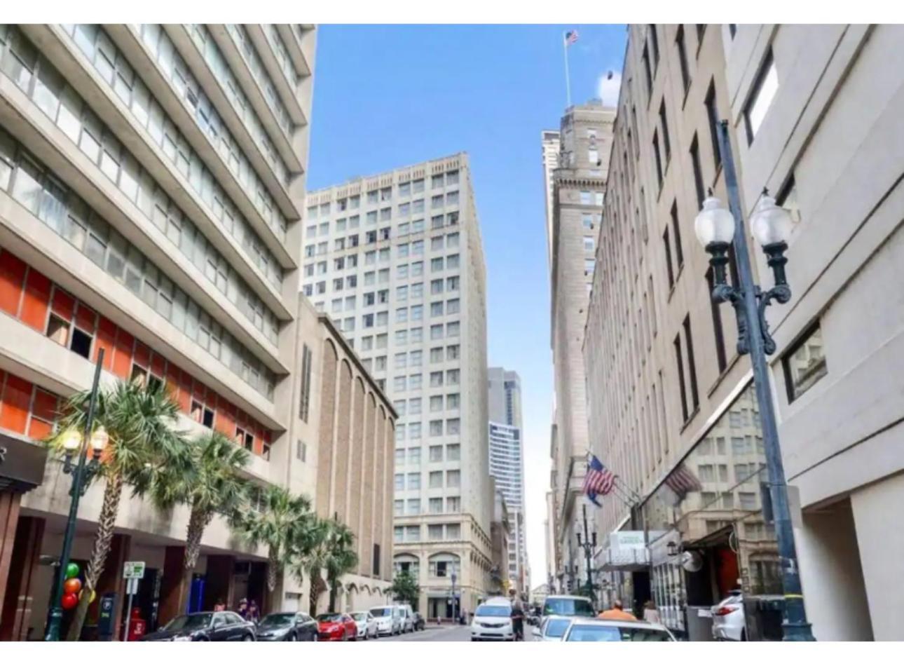 Amazing Condos Beautiful View 2 Blocks To French Quarter, Small Rooftop Pool, Gym, Seanger Theater, Super Dome, And Bourbon St New Orleans Exteriér fotografie